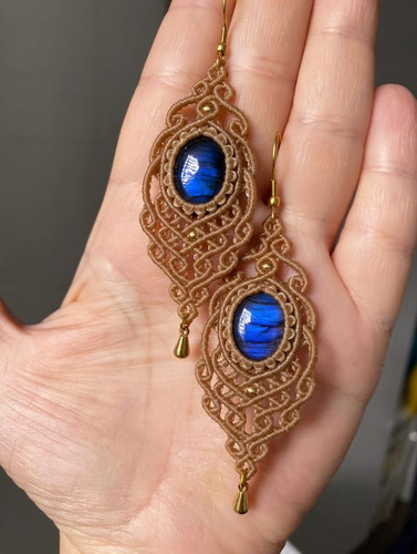 گوشواره سنگ طبیعی و مکرومه
